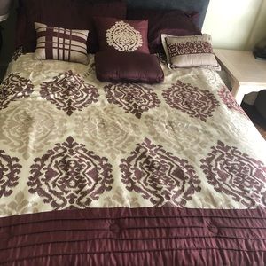 Burgundy bed set